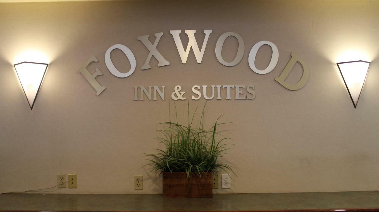 Foxwood Inn And Suites Fox Creek Ngoại thất bức ảnh